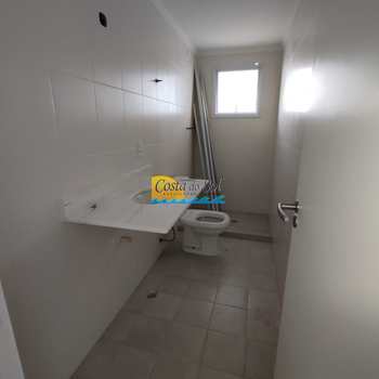 Apartamento em Praia Grande, bairro Canto do Forte