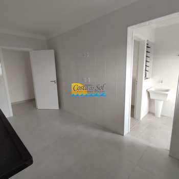 Apartamento em Praia Grande, bairro Canto do Forte