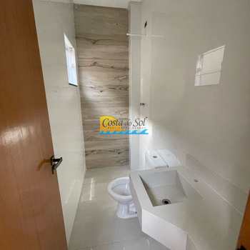 Sobrado em Praia Grande, bairro Ocian