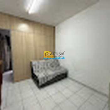 Apartamento em Praia Grande, bairro Guilhermina