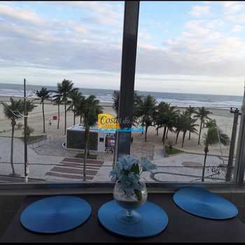 Kitnet em Praia Grande, bairro Guilhermina