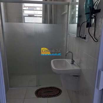 Kitnet em Praia Grande, bairro Guilhermina