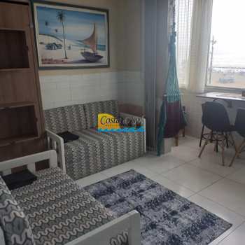 Kitnet em Praia Grande, bairro Guilhermina