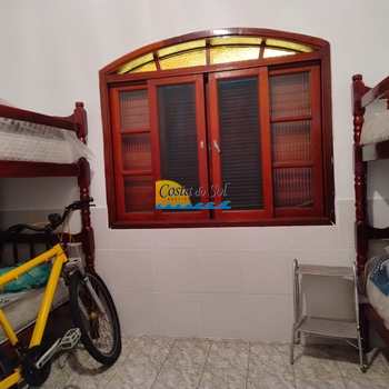 Casa em Praia Grande, bairro Mirim