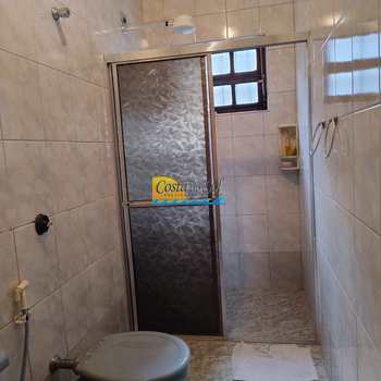 Casa em Praia Grande, bairro Mirim