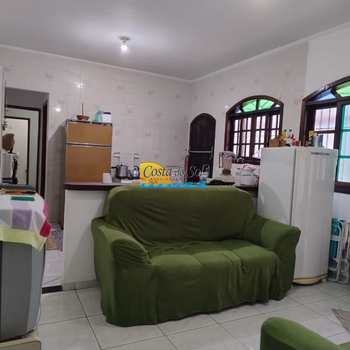 Casa em Praia Grande, bairro Mirim