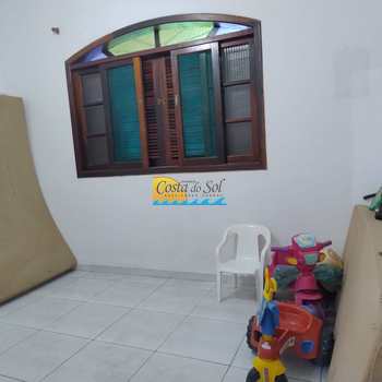 Casa em Praia Grande, bairro Mirim
