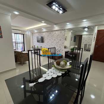 Apartamento em Praia Grande, bairro Guilhermina