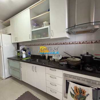 Apartamento em Praia Grande, bairro Guilhermina