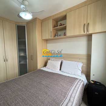 Apartamento em Praia Grande, bairro Guilhermina