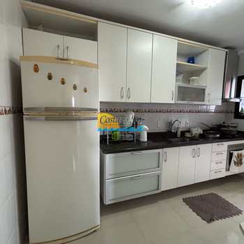 Apartamento em Praia Grande, bairro Guilhermina