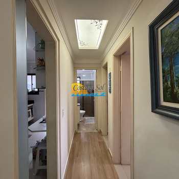 Apartamento em Praia Grande, bairro Guilhermina