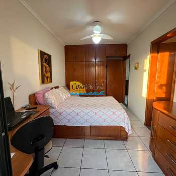 Apartamento em Praia Grande, bairro Guilhermina