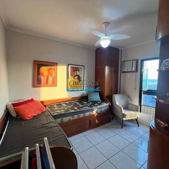 Apartamento em Praia Grande, bairro Guilhermina