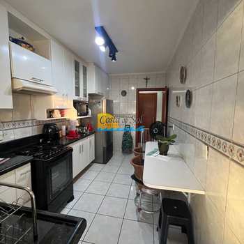 Apartamento em Praia Grande, bairro Guilhermina