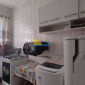 Kitnet em Praia Grande, bairro Boqueirão