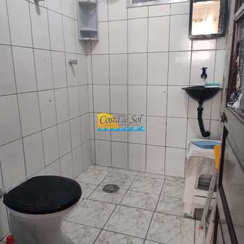 Kitnet em Praia Grande, bairro Boqueirão