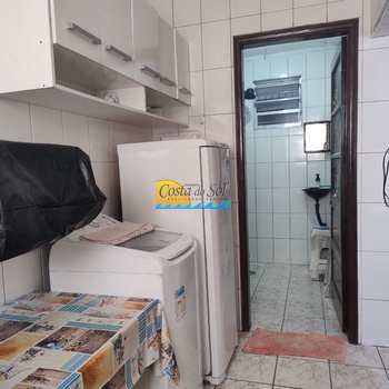 Kitnet em Praia Grande, bairro Boqueirão