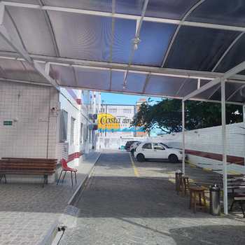 Kitnet em Praia Grande, bairro Boqueirão
