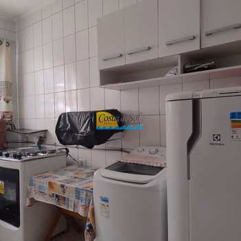 Kitnet em Praia Grande, bairro Boqueirão