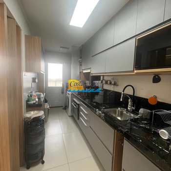 Apartamento em Praia Grande, bairro Guilhermina