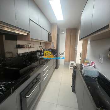 Apartamento em Praia Grande, bairro Guilhermina