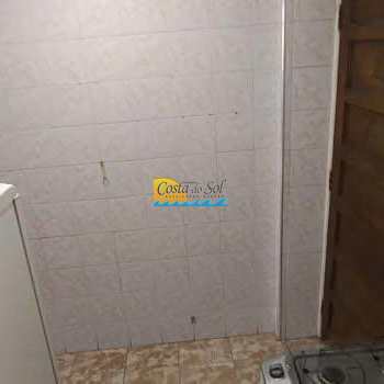 Kitnet em Praia Grande, bairro Boqueirão
