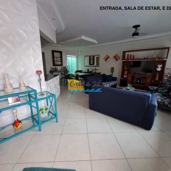 Casa em Peruíbe, bairro Balneário Três Marias
