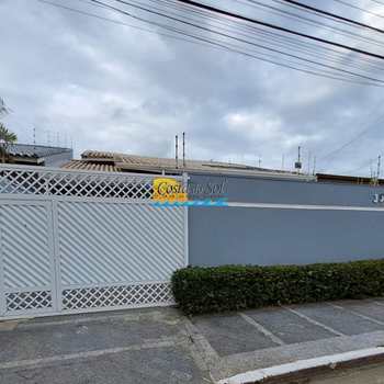 Casa em Peruíbe, bairro Balneário Três Marias