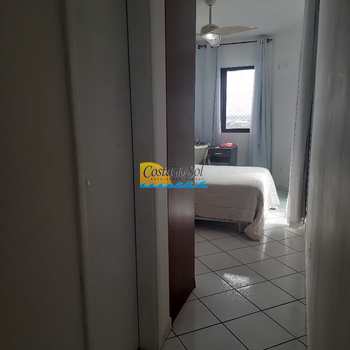 Apartamento em Praia Grande, bairro Real