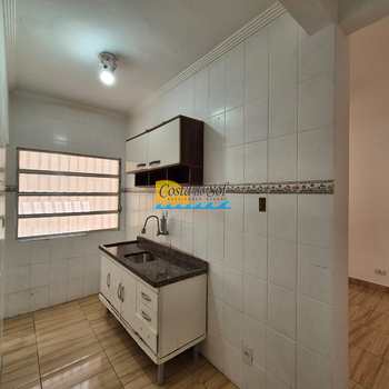 Apartamento em Praia Grande, bairro Boqueirão