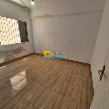 Apartamento em Praia Grande, bairro Boqueirão