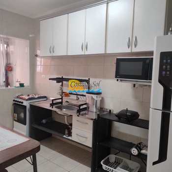 Kitnet em Praia Grande, bairro Tupi