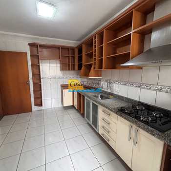 Apartamento em Praia Grande, bairro Tupi