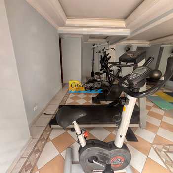 Apartamento em Praia Grande, bairro Tupi
