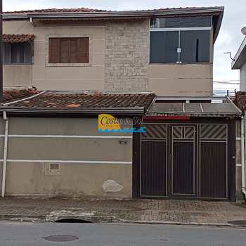 Sobrado em Praia Grande, bairro Antártica