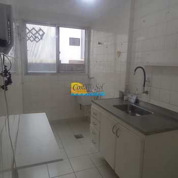 Apartamento em Praia Grande, bairro Canto do Forte