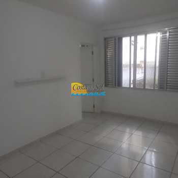 Apartamento em Praia Grande, bairro Canto do Forte