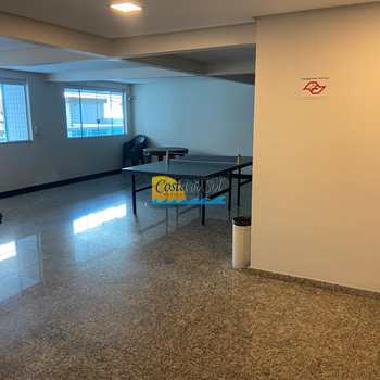 Apartamento em Praia Grande, bairro Guilhermina