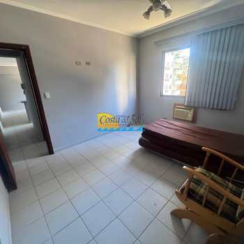 Apartamento em Praia Grande, bairro Canto do Forte