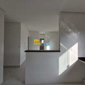 Casa em Praia Grande, bairro Boqueirão