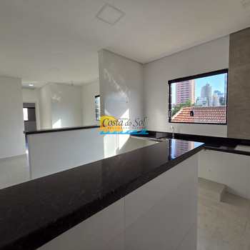Casa em Praia Grande, bairro Boqueirão