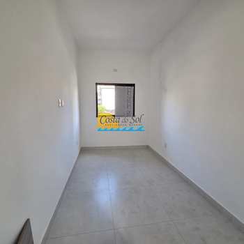 Casa em Praia Grande, bairro Boqueirão