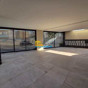 Casa em Praia Grande, bairro Boqueirão