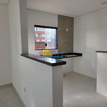 Casa em Praia Grande, bairro Boqueirão