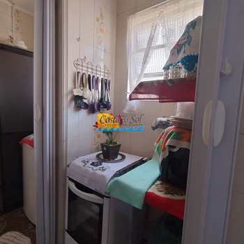 Kitnet em Praia Grande, bairro Guilhermina