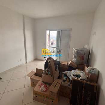 Apartamento em Praia Grande, bairro Ocian