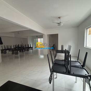 Apartamento em Praia Grande, bairro Ocian