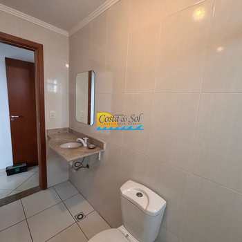 Apartamento em Praia Grande, bairro Ocian