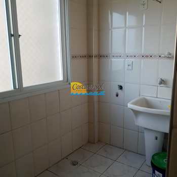 Apartamento em Praia Grande, bairro Guilhermina
